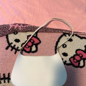White Shoulder Bag